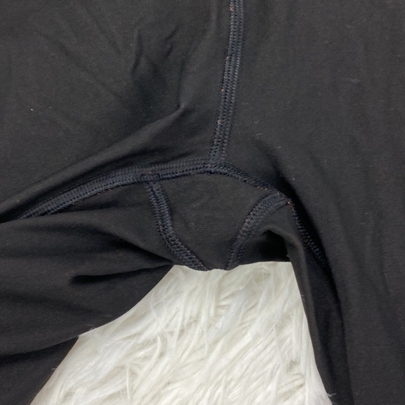 Lululemon Mapped Out High Rise Tight 28" *Camo Black / Brick - Picture 3 of 6